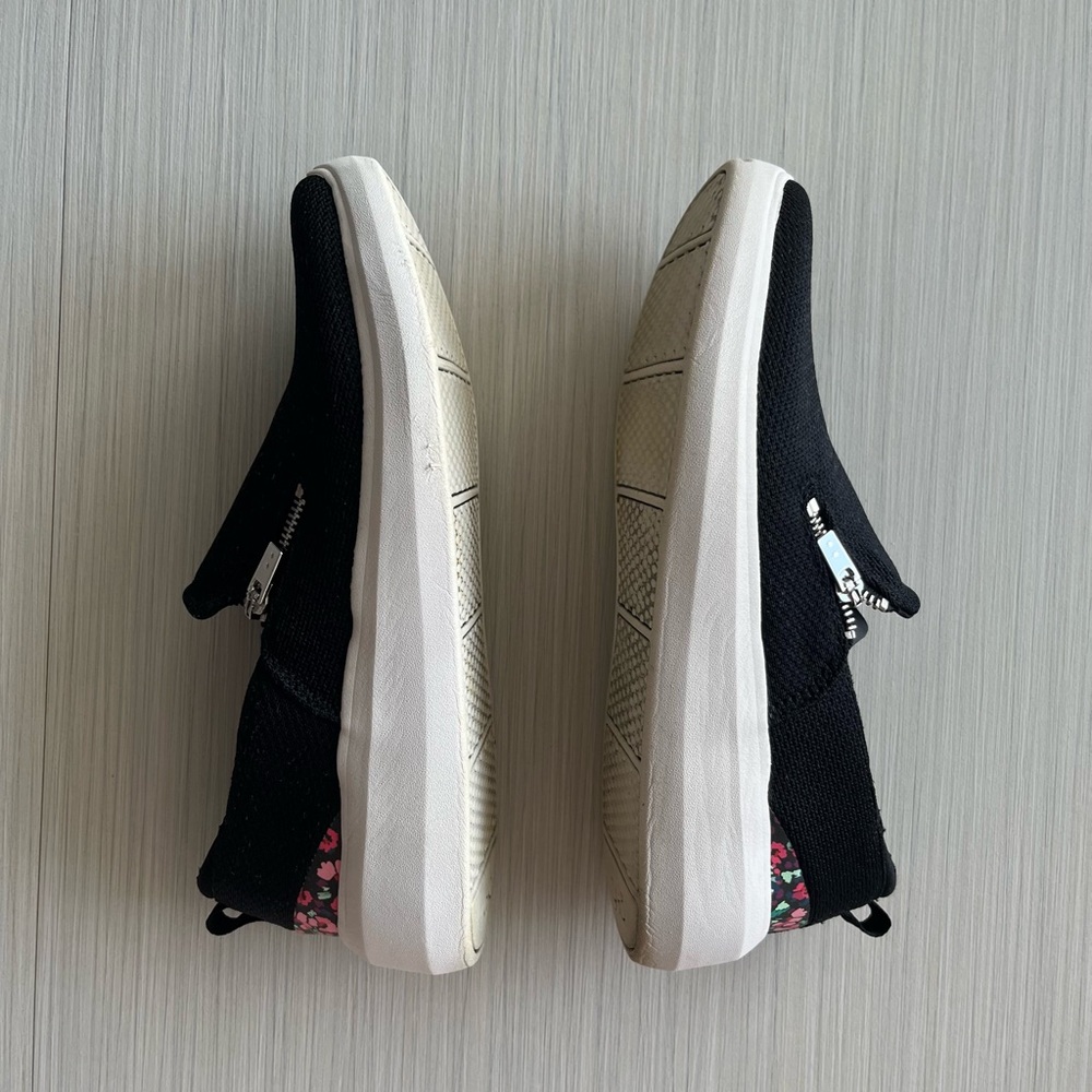 Slip ons - Picture 14 of 15